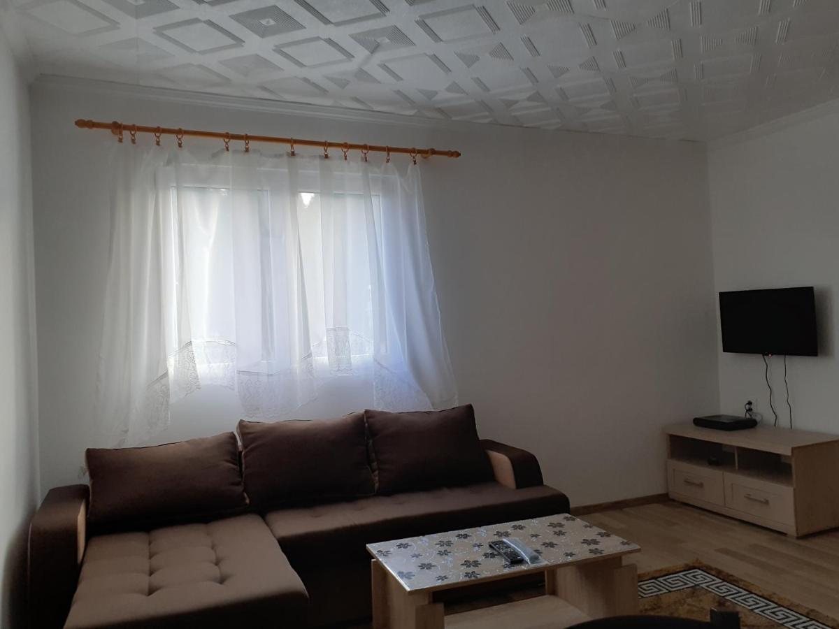 זבליאק Apartmani Momcilo מראה חיצוני תמונה