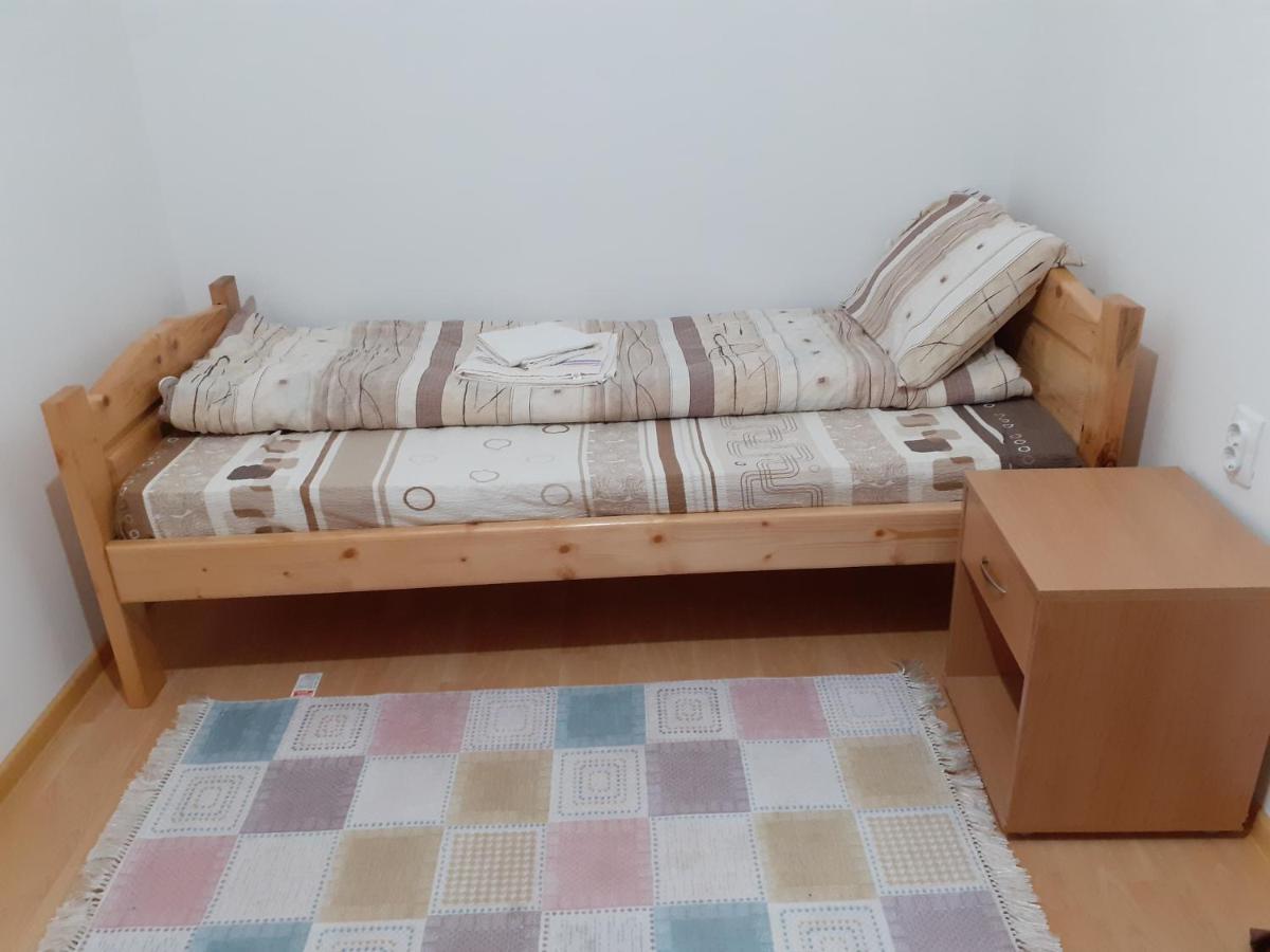 זבליאק Apartmani Momcilo מראה חיצוני תמונה