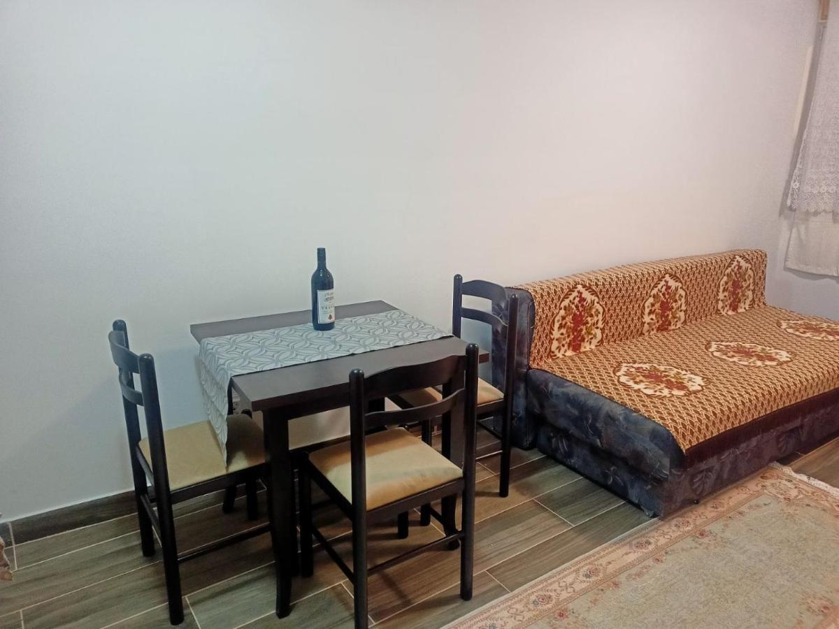 זבליאק Apartmani Momcilo מראה חיצוני תמונה