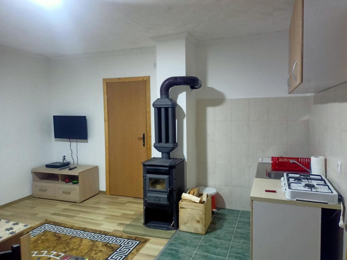 זבליאק Apartmani Momcilo מראה חיצוני תמונה