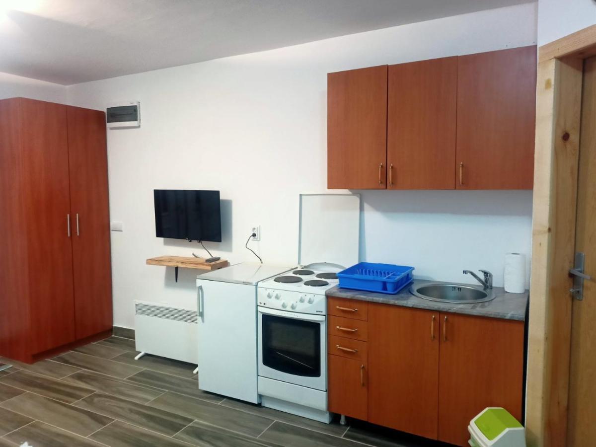 זבליאק Apartmani Momcilo מראה חיצוני תמונה