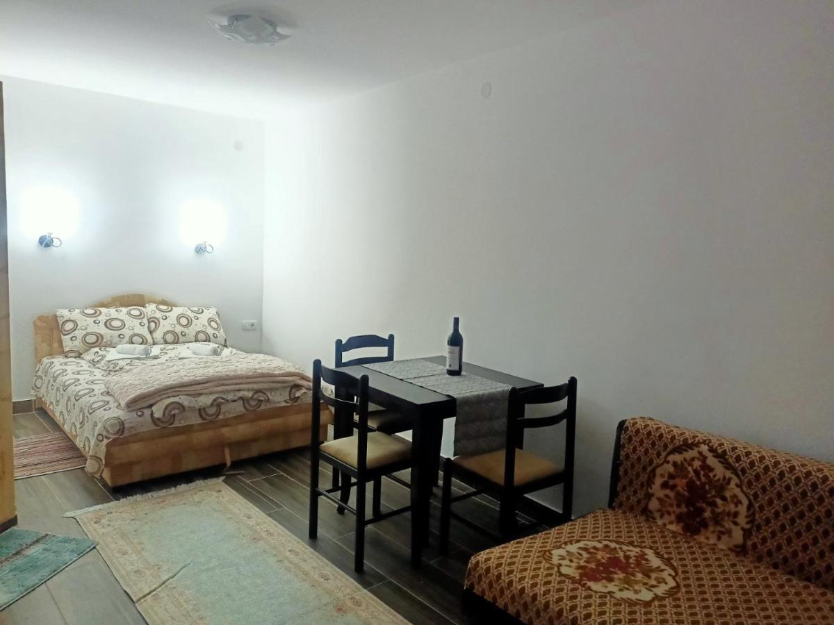 זבליאק Apartmani Momcilo מראה חיצוני תמונה